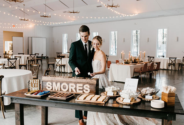 S'mores at weddings in Minnesota